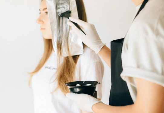 Tinte de cabello a domicilio para toda Sevilla y cercanías